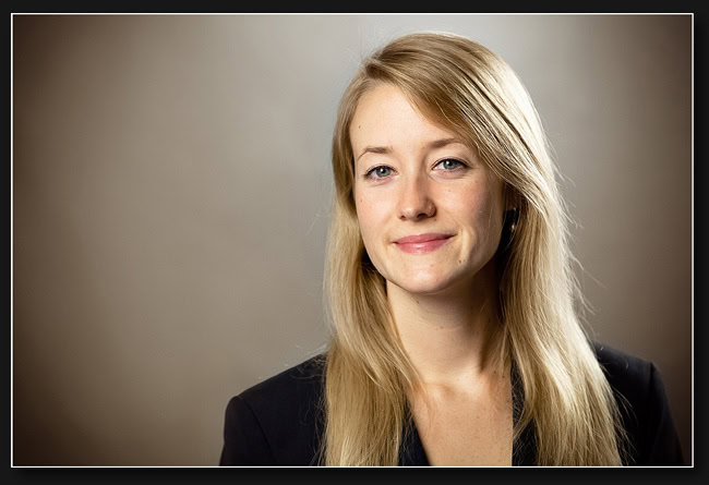 Beschreibung des Pakets für die Aufnahme von drei Fotos für den Lebenslauf